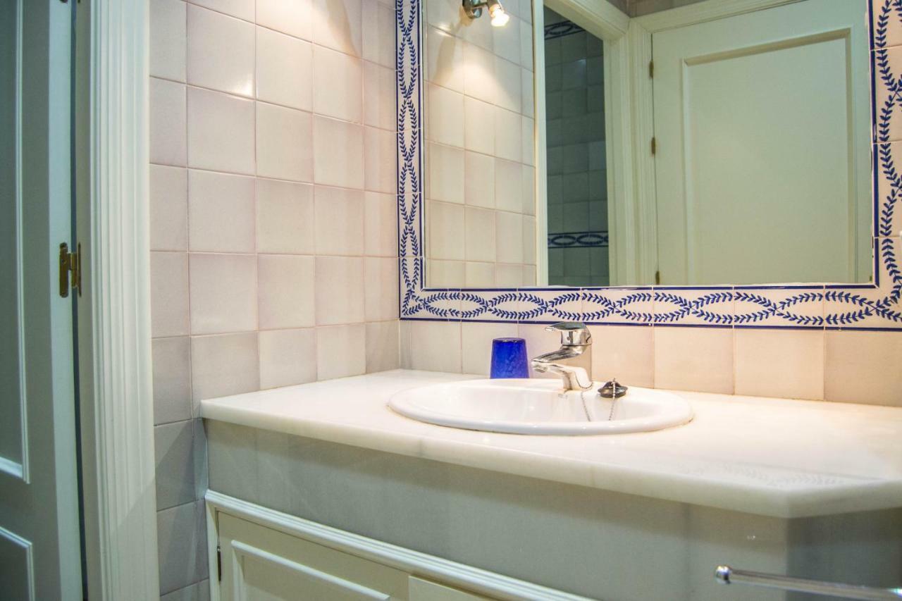 Full Equipped Apartment In Center Seville Luaran gambar